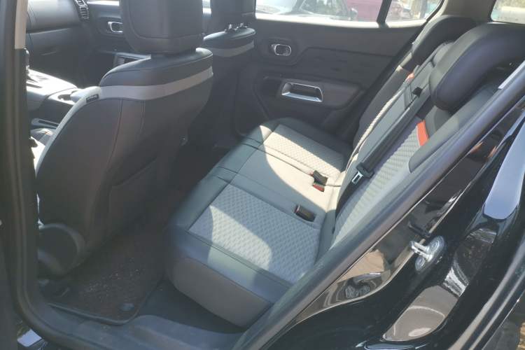 Used Citroen C5 AIRCROSS 2017 350THP Fashion Edition
