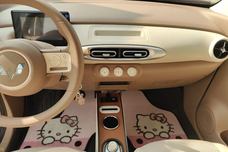 Used Wuling Hongguang MINIEV 2025 Four-Door Version Advanced Edition