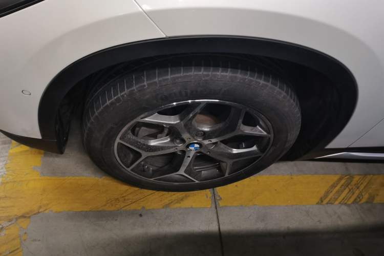 Used BMW X1 2016 sDrive20Li Luxury Model
