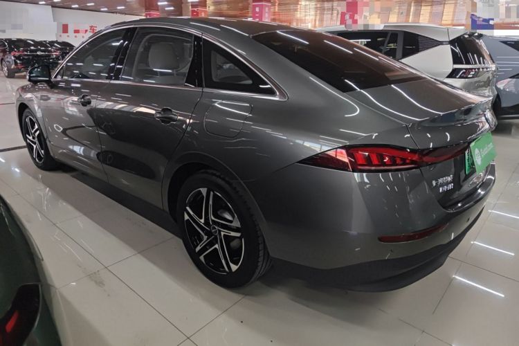 Used Roewe D7 2023 DMH 125km Excellence Edition
