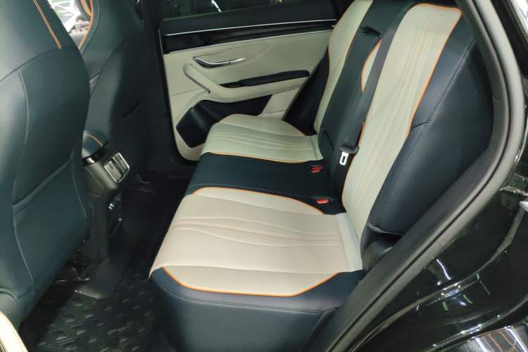 Used BYD Song PLUS New Energy 2021 DM-i 110KM Flagship Model
