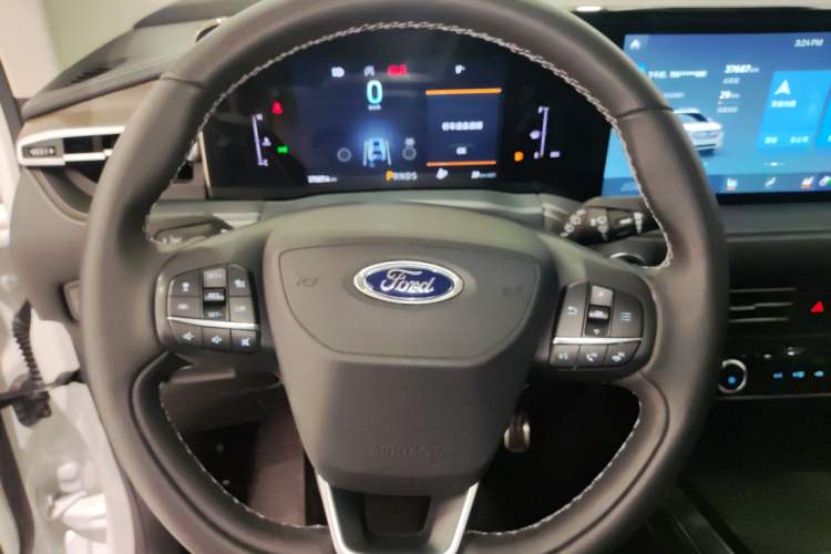 Used Ford Edge 2021 PLUS EcoBoost 245 Two-Wheel-Drive Titanium 7-Seater