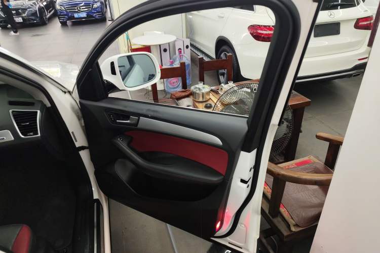 Used Audi Q5 2017 Plus 40 TFSI Technology Model
