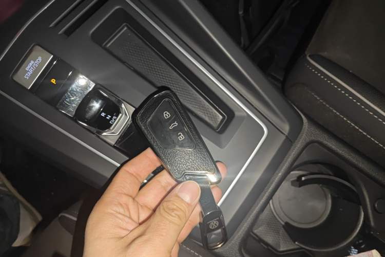 Used Volkswagen Golf 2023 Facelift 280TSI DSG R-Line Lite