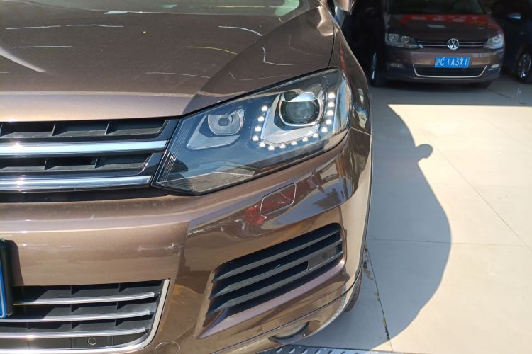 Used Volkswagen Touareg 2011 3.0 TSI Comfort Version
