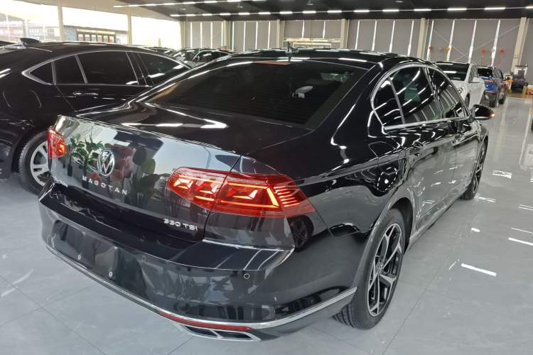 Used Volkswagen Magotan 2023 2 Million Units Commemorative Edition 330TSI DSG Luxury Version