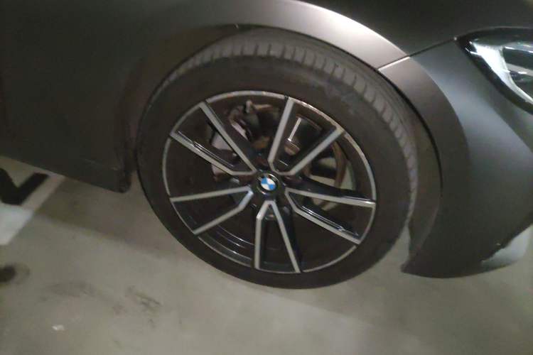 TDK.VehicleDetails.img