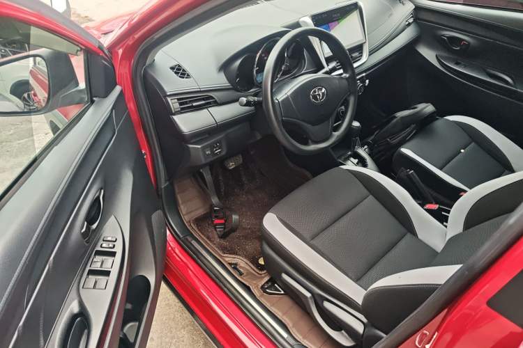 Used Toyota YARiS L 2021 X-Trail 1.5L CVT Leading Edition