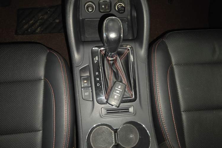 Used Changan CS75 2014 1.8T Automatic Elite Model China IV Standard