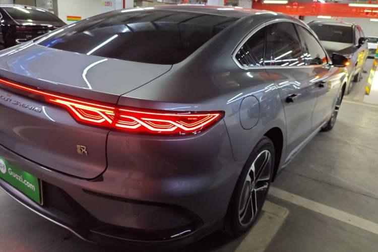 Used BYD Han 2023 EV Champion Edition 605KM Front-Drive Premium Model
