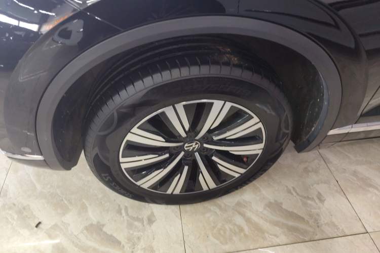 Used Volkswagen Touareg New Energy 2021 eHybrid
