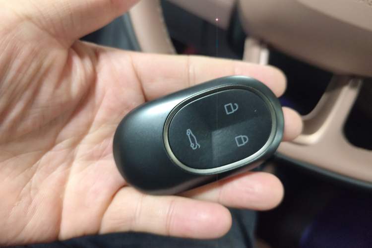 Used Nio EC6 2024 75 kWh