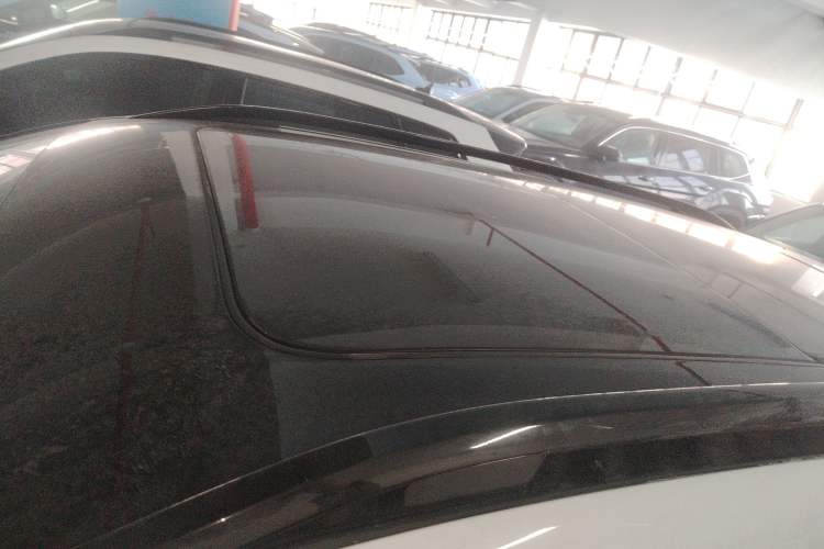 Used Volkswagen Tharu 2024 300TSI Two-Wheel-Drive Moon Luxury Edition