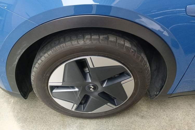 Used ONVO L60 2024 60 kWh Rear-Drive Version
