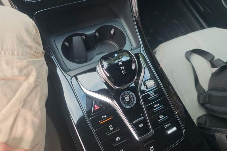 Used BYD Qin PLUS 2024 HONOR Edition DM-i 55KM Leading Model
