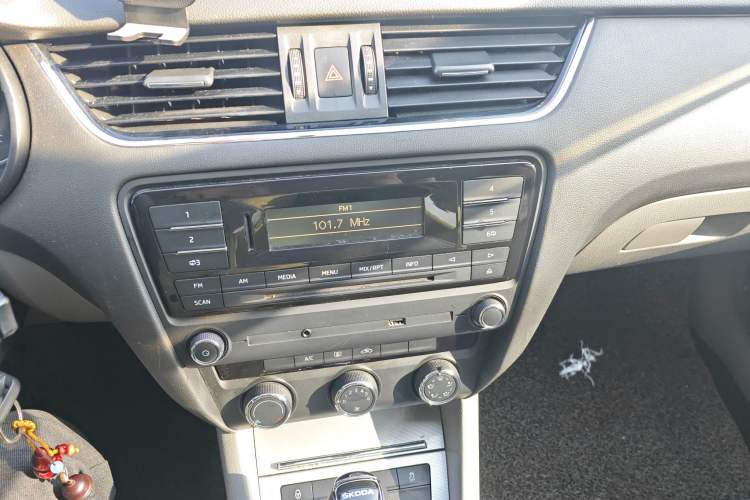 Used Skoda Octavia 2015 1.6L Automatic Yijie Edition