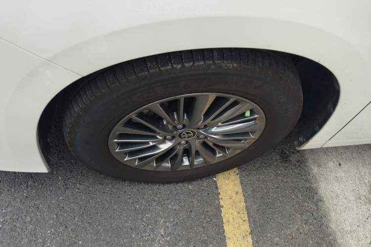 Used Toyota Alphard 2020 Dual-Engine 2.5L Luxury Edition