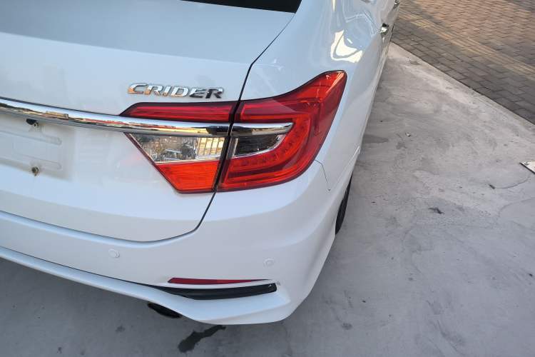 Used Honda Crider 2015 1.8L Automatic Luxury Edition