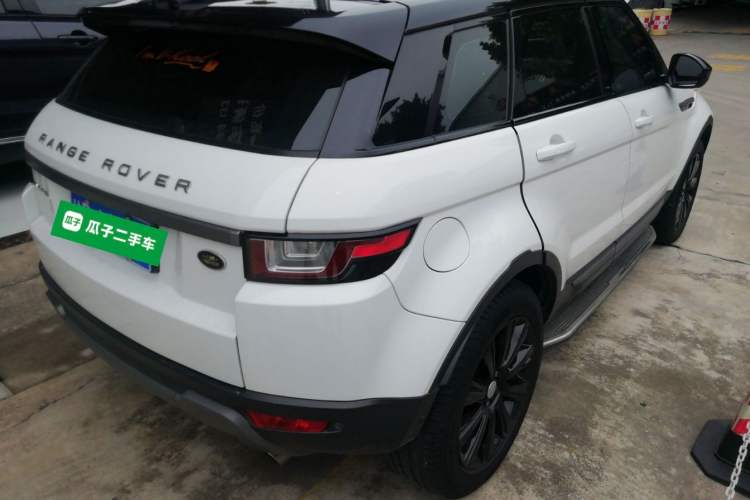 Used Land Rover Range Rover Evoque 2018 240 PS SE Smart Brilliance Edition
