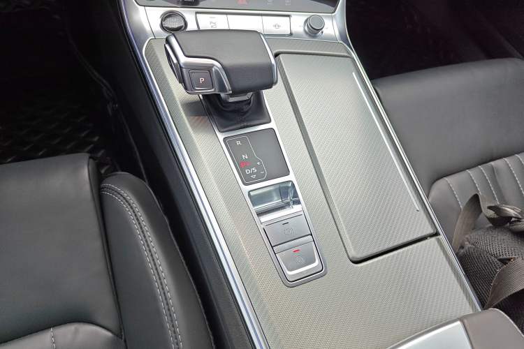 Used Audi A6L 2023 45 TFSI Prestige Elegant Edition
