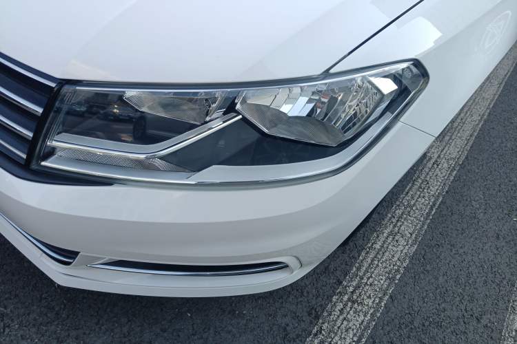 Used Volkswagen Santana 2021 1.5L Automatic Comfort Edition
