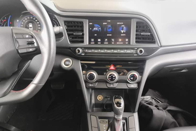 Used Hyundai Elantra 2020 1.4T Dual-Clutch Xuan Dong · Dynamic Version
