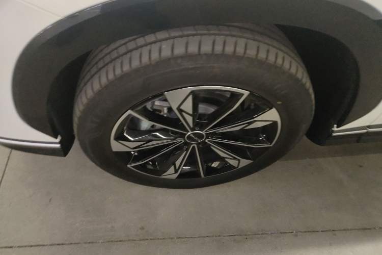 Used Roewe RX5 New Energy 2023 eRX5 Super Hybrid Premium Edition
