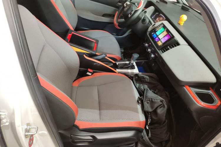 Used Honda LIFE 2021 1.5L CVT SPORT Heartbeat Edition
