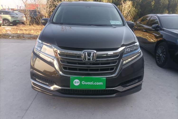 Used Honda Elysion 2019 2.0L Hybrid Supreme Edition
