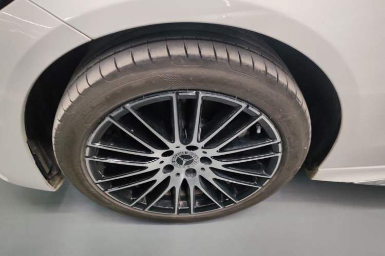 Used Mercedes-Benz C-Class 2025 Facelift C 260 L Sport Edition
