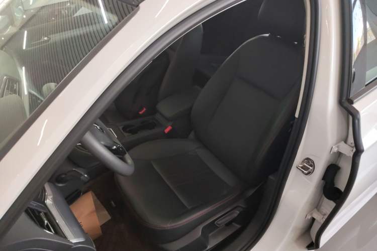 Used Volkswagen Lamando 2019 230TSI DSG Vision Edition China VI Standard
