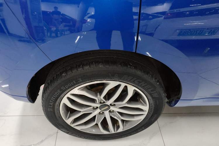 Used Wey VV5 2017 2.0T Ultra-Luxury Version
