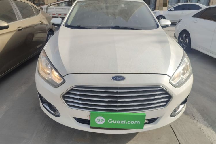 Used Ford Escort 2015 1.5L Automatic Fashion Model