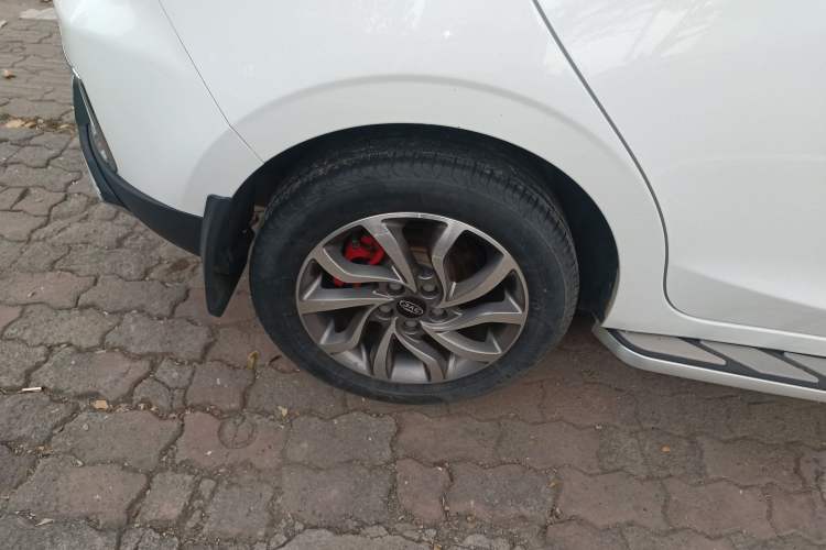 Used  Refine S2 2017 1.5L CVT Luxury Smart Model
