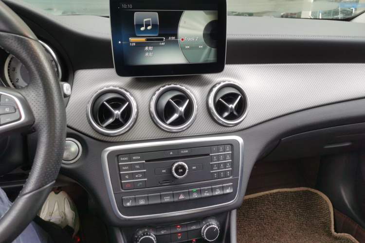 Used Mercedes-Benz GLA 2016 GLA 220 4MATIC Luxury Model
