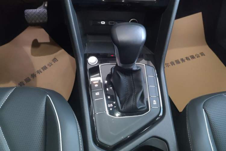 Used Volkswagen Tiguan L 2024 300TSI Automatic Two-Wheel Drive Smart Edition
