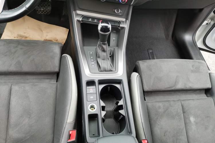 Used Audi Q3 2022 35 TFSI Progressive Dynamic Edition
