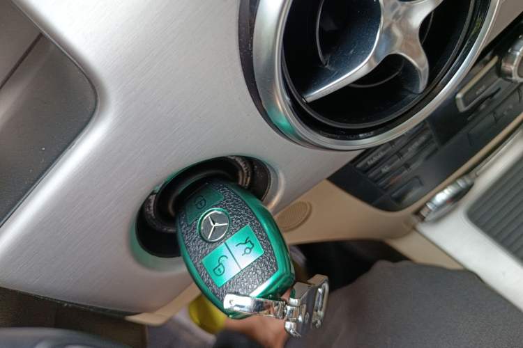 Used Mercedes-Benz GLK-Class 2015 GLK 300 4MATIC Fashion Edition Ultimate Version