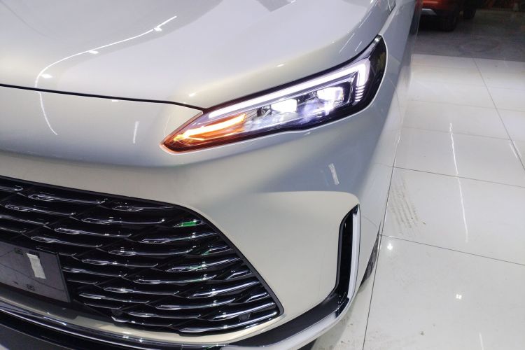 Used Buick GL8 New Energy 2025 Lu Shang Luxury Edition 7-Seater
