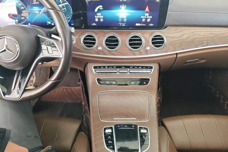 Used Mercedes-Benz E-Class 2021 Facelift E 260 L