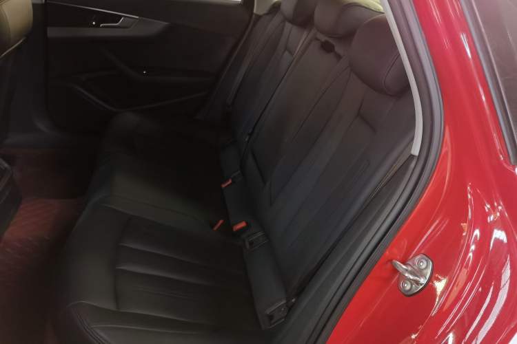 Used Audi A4L 2018 30th Anniversary Edition 40 TFSI Trendy Model
