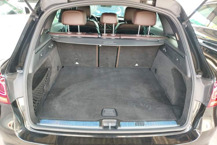 Used Mercedes-Benz GLC 2020 GLC 260 L 4MATIC Luxury Model
