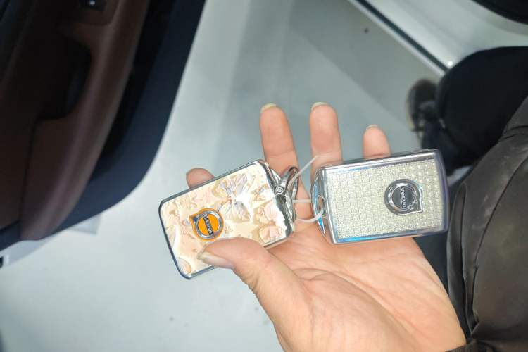 Used Volvo S60 2023 B4 Zhiyi Luxury Edition