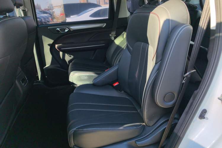 Used GAC Trumpchi M6 2023 PRO 270T DCT Luxury Edition
