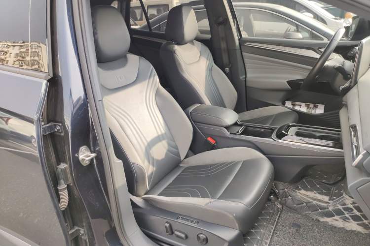 Used Volkswagen ID.4 CROZZ 2022 Long-Range Lite PRO Edition