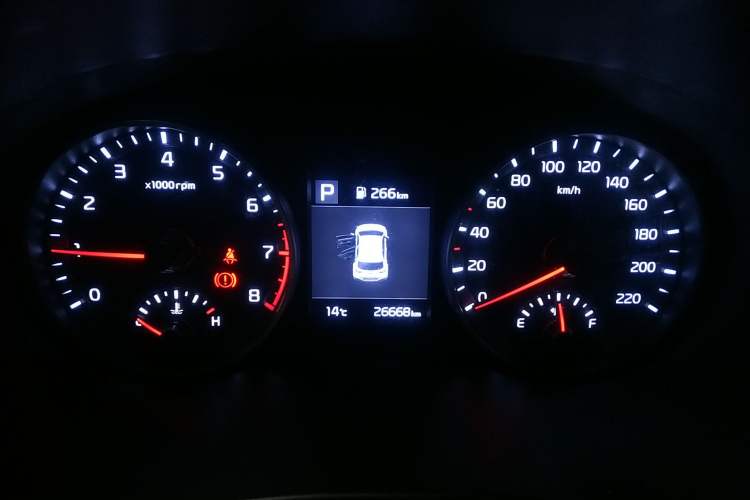 Used Kia kx1 Stonic 2021 1.4L CVT Fun & Sunroof Model
