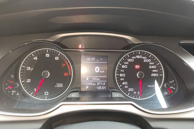 Used Audi A4L 2015 35 TFSI Automatic Standard Model
