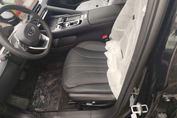 Used Geely Auto Preface 
