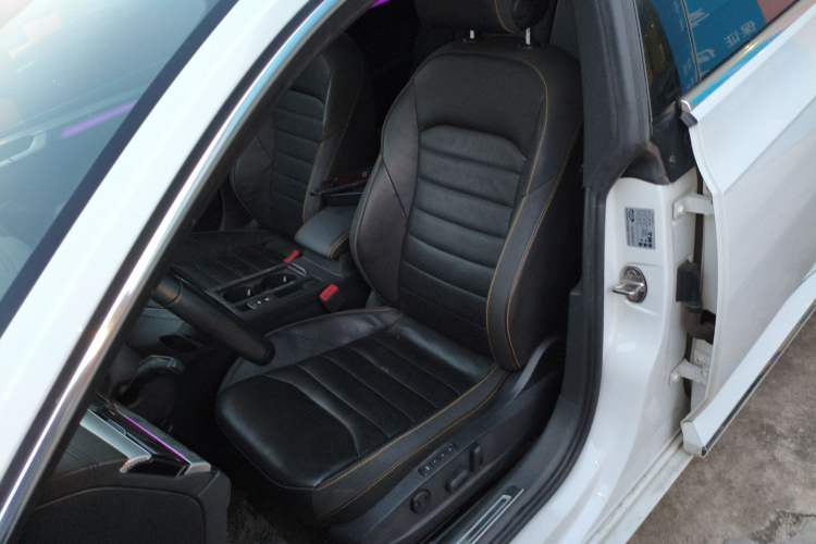 Used Volkswagen FAW-Volkswagen CC 2023 380TSI Striking Edition
