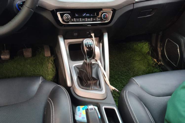 Used Geely Auto Vision X3 2017 1.5L Manual Elite Model
